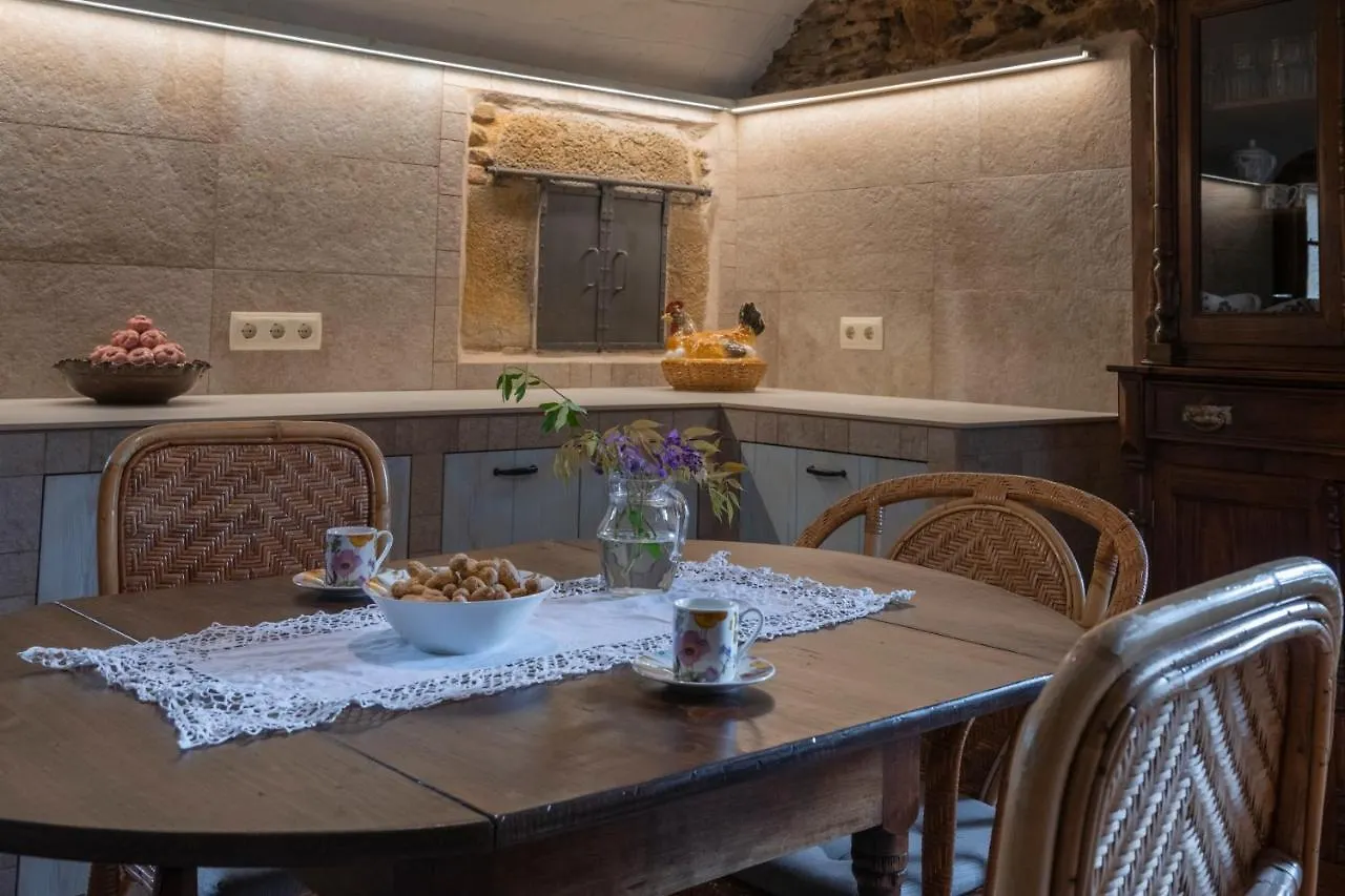 Casa rural Can Mateu De La Creu - Little Rural House (Adults Only) Hostal Cruïlles